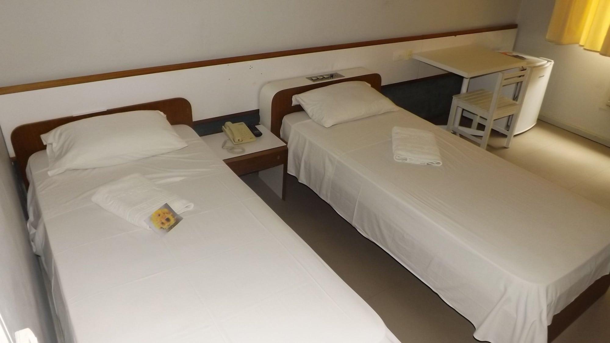 Rede Andrade San Martin Hotel Curitiba Eksteriør billede