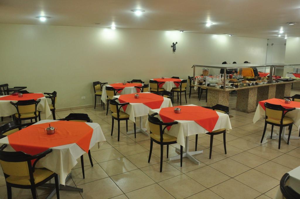 Rede Andrade San Martin Hotel Curitiba Eksteriør billede