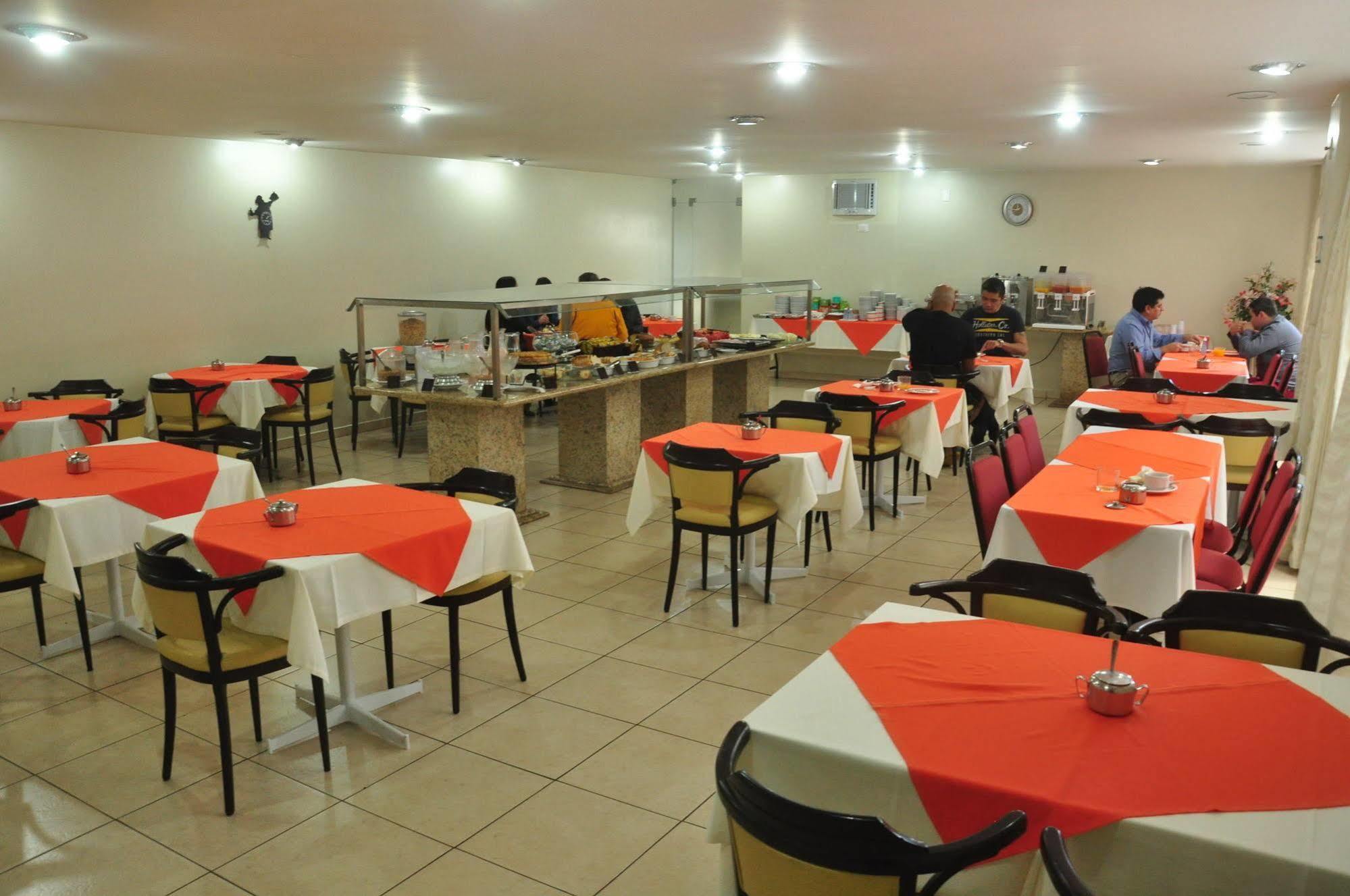 Rede Andrade San Martin Hotel Curitiba Eksteriør billede
